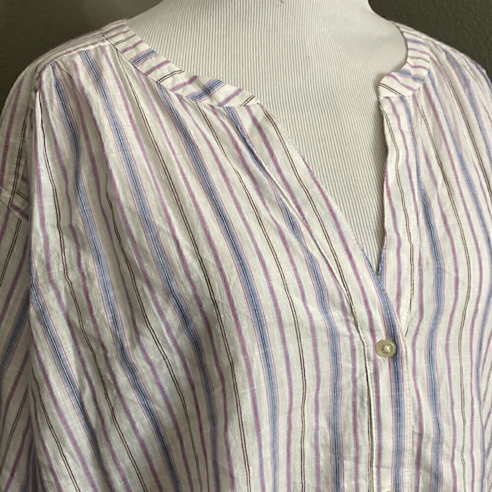 Loft Oversized Puff Sleeve Round Hem Button Up Blouse - Picture 4 of 15
